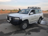 Бампер Toyota Land Cruiser 200